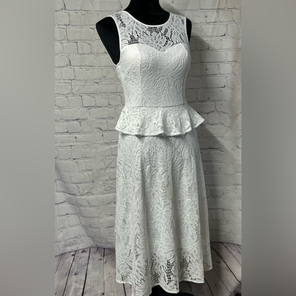 Women’s white lace dress